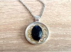 Amulet Obilja – Moder (zlat) kamen