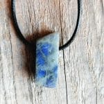 Obesek labradorit - neobdelan